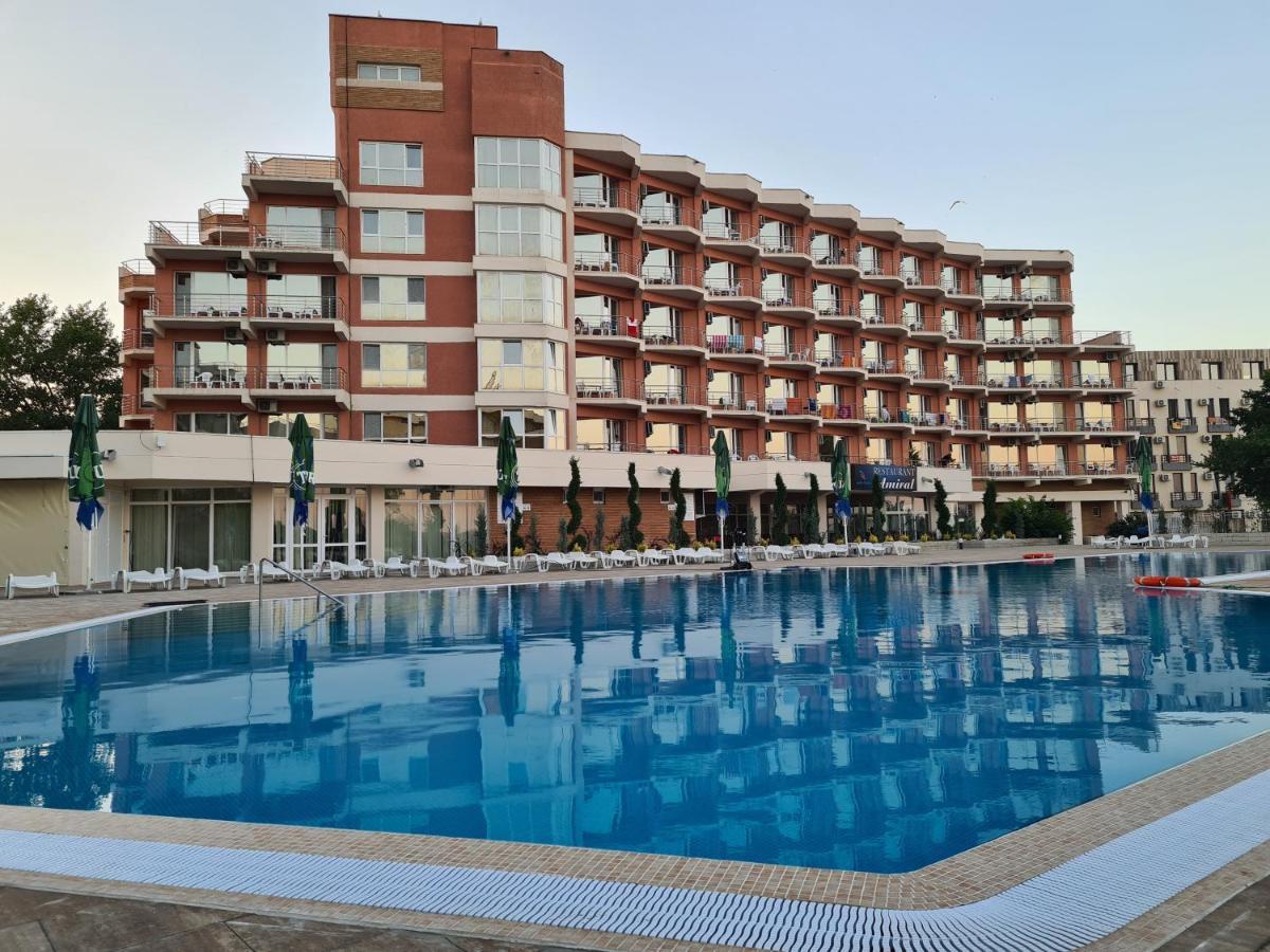 Hotel Amiral Mamaia Kültér fotó