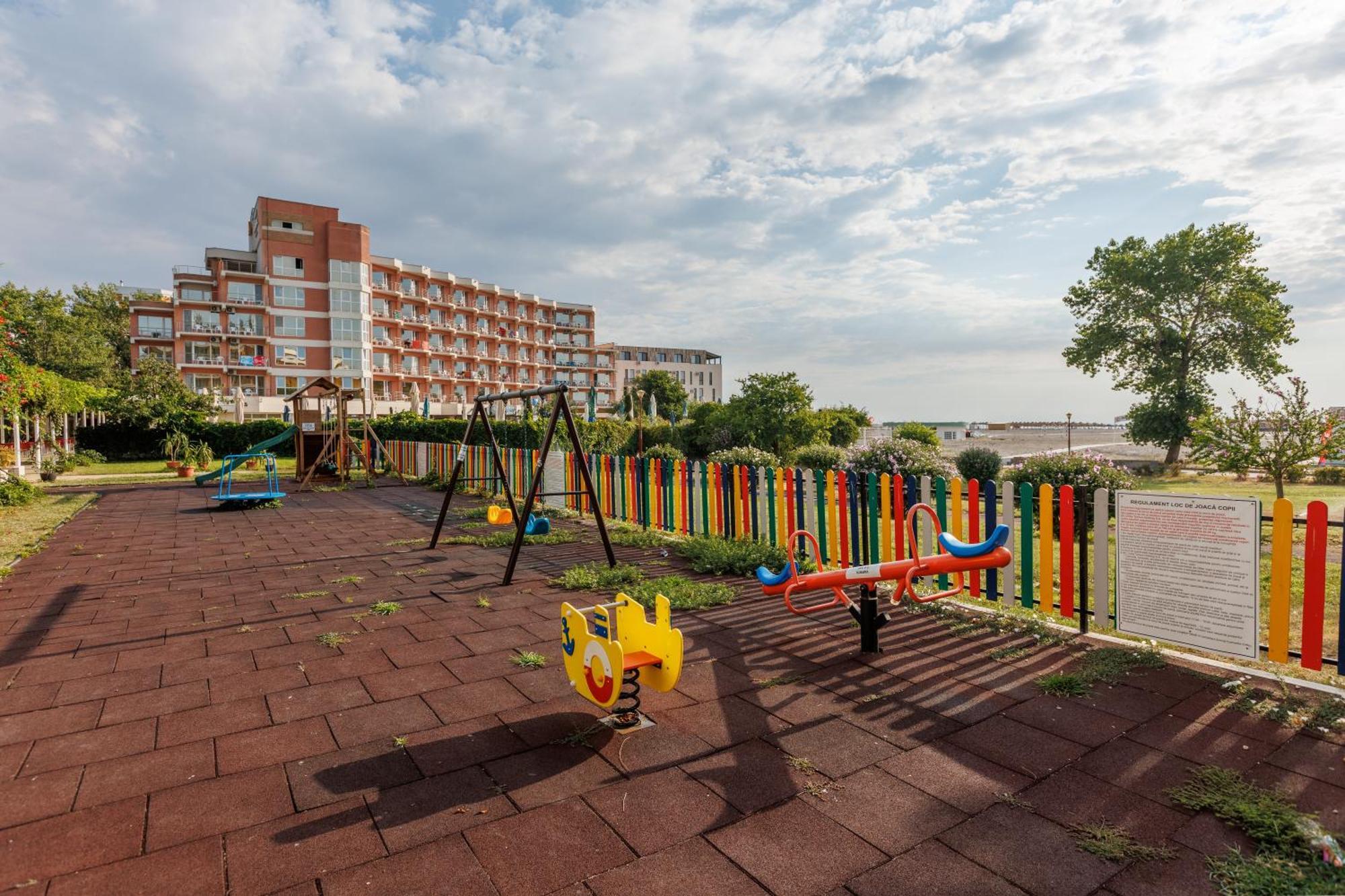 Hotel Amiral Mamaia Kültér fotó