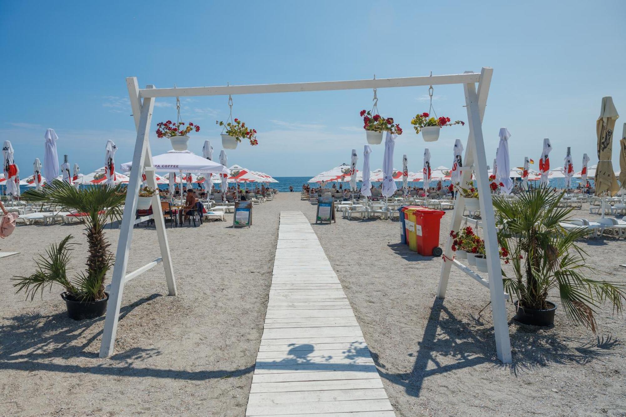 Hotel Amiral Mamaia Kültér fotó